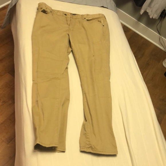 Men’s Polo Khaki - Picture 1 of 4